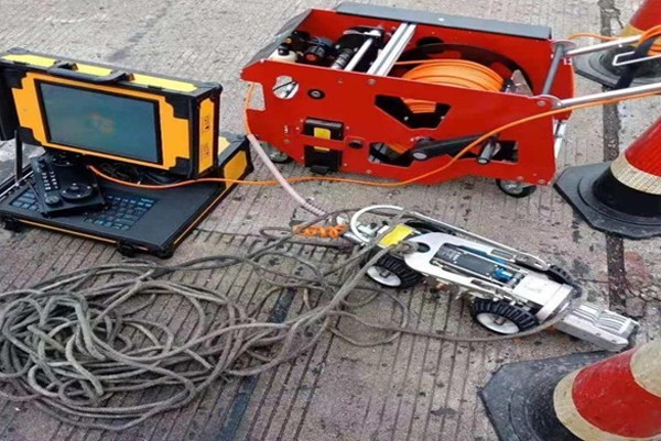 哈巴河CCTV管道检测机器人